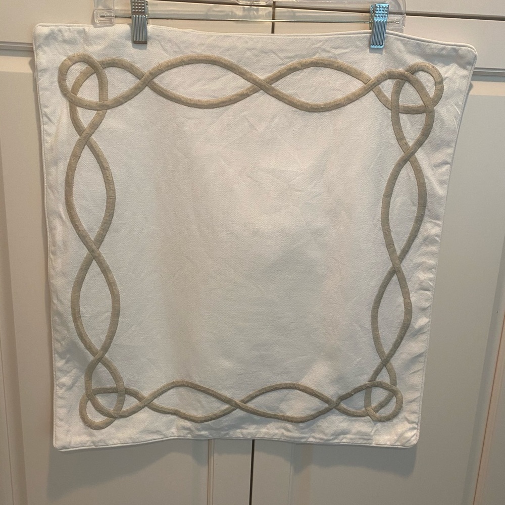 1 white Williams And Sanoma pillow case20 1/2 X21